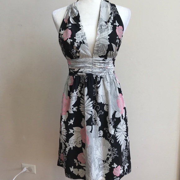 Trina Turk Dresses & Skirts - Elegant Trina Turk Halter Dress